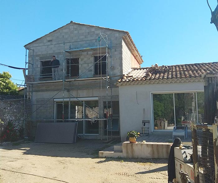 Surélévation d’une maison à Saint Cannat